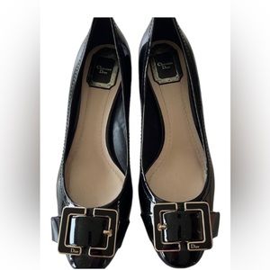 Christian Dior Patent Leather Shoe With Logo Buckle